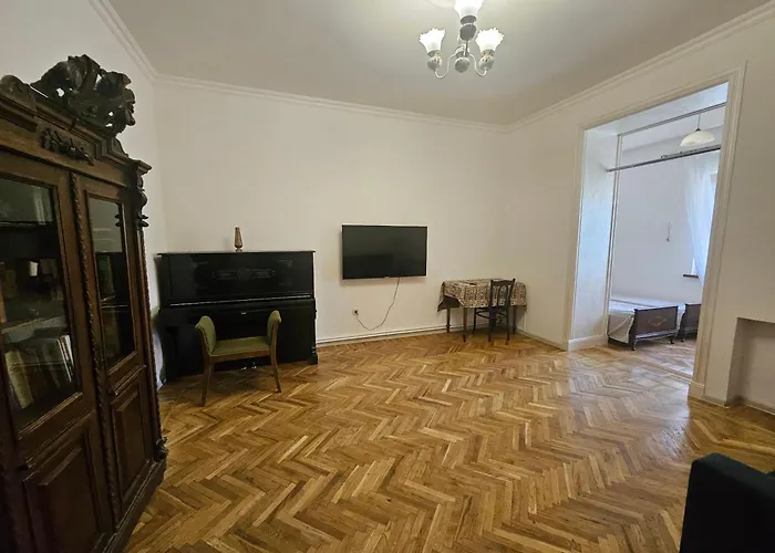 Retro Style Apt You Rent A Whole Apartment In The Center Of Yerevan