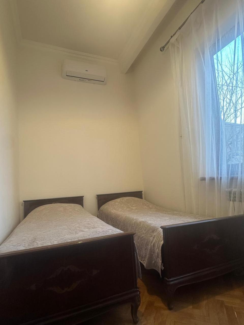 Apartment Retro Style Rent A Whole In The Center Of